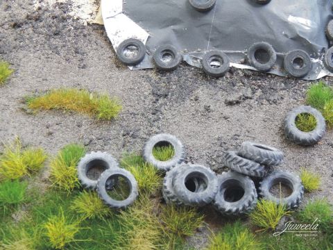 Juweela Old tractor tyres - 20g - H0 / 1:87 (JW28236)