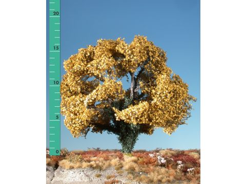 Silhouette Maple overgrown with ivy - Late fall (yellow) - 2 (ca. 15-20cm) - H0 / TT (231-24)