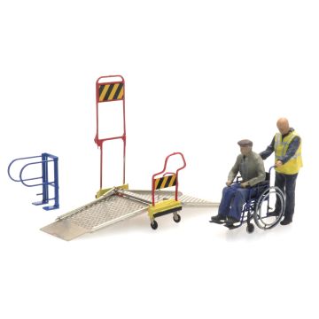 Artitec Wheelchair ramp and 2 figures - ready-made, painted - N / 1:160 (AR387.447)