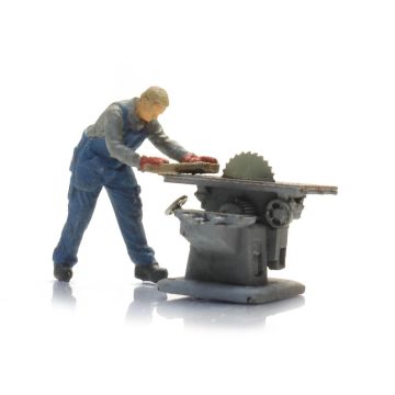 Artitec Circular saw with figure - H0 / 1:87 (AR387.663)