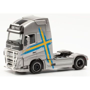 Herpa Volvo FH 16 Gl. XL '20 + Lampenbeugel Zweden, zilver - H0 / 1:87 (H315289-003)