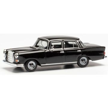 Herpa Mercedes Benz 200 Heckflosse, zwart - H0 / 1:87 (H420457)