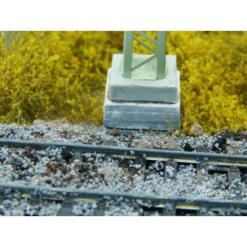Juweela Concrete pedestal 21x21mm - 30x - H0 / 1:87 (JW28296)