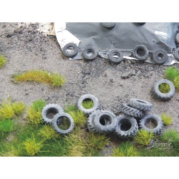 Juweela Old tractor tyres - 20g - H0 / 1:87 (JW28236)